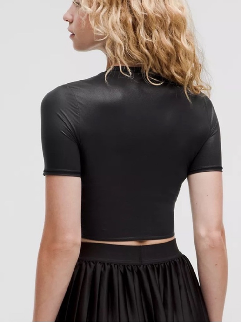 Lululemon Wundermost Ultra-Soft Nulu Crewneck Crop Shine Tee